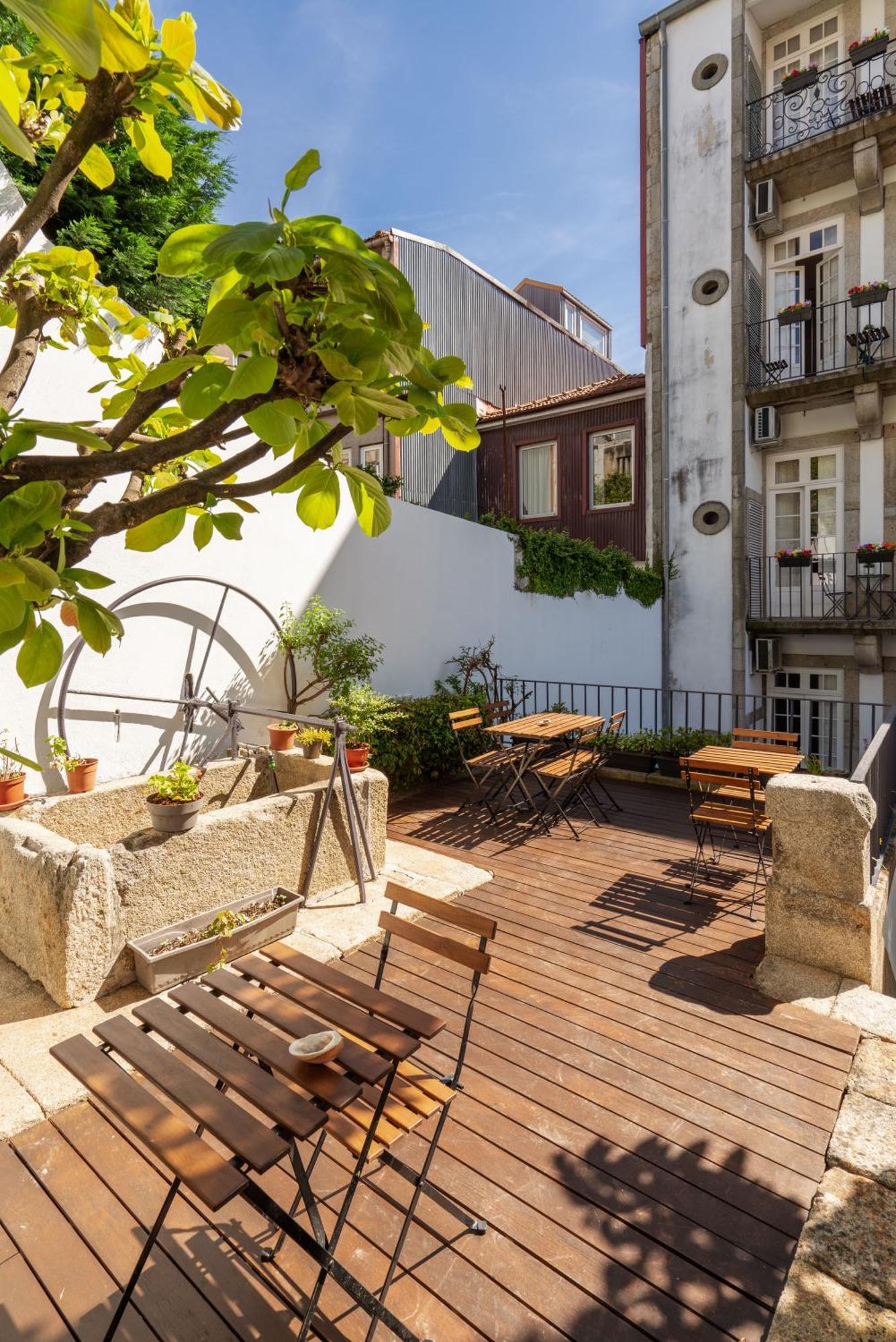 Porto Lounge Hostel & Guesthouse By Host Wise Exterior photo